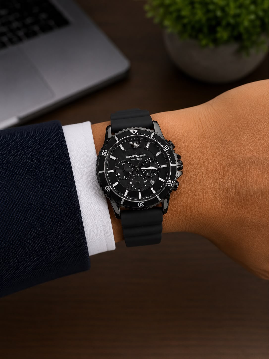 EMPORIO ARMANI ALL BLACK