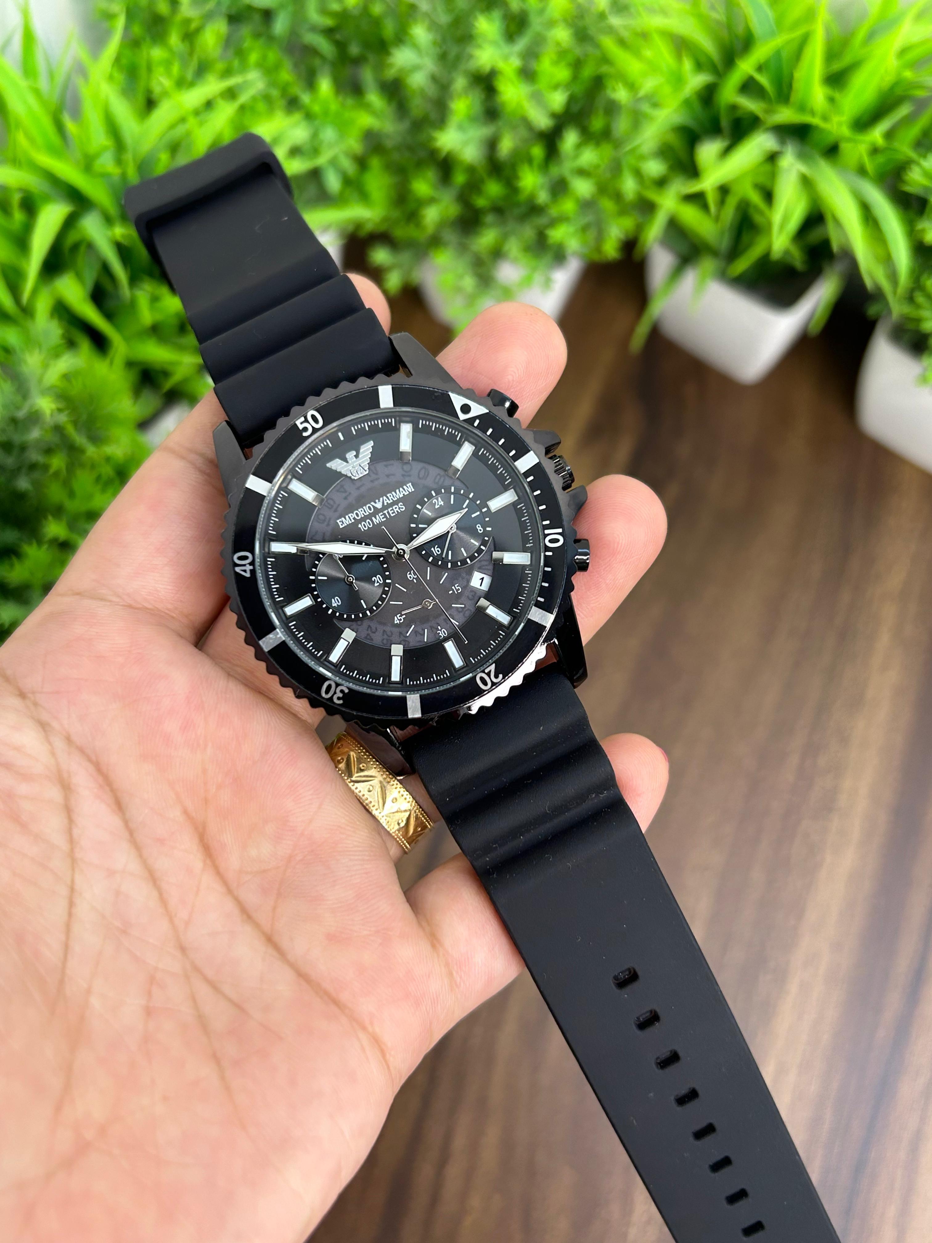 EMPORIO ARMANI ALL BLACK