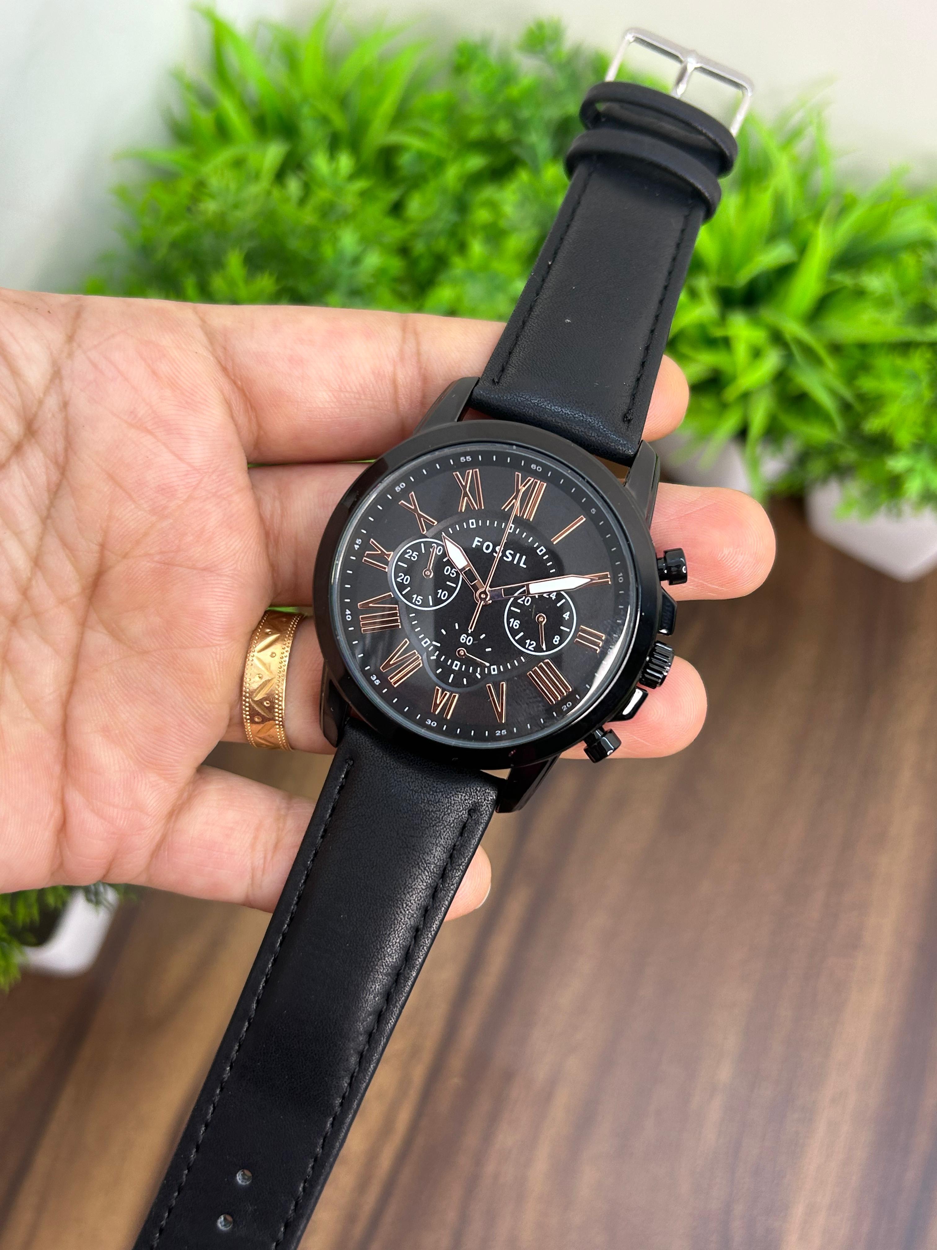 FOSSIL CHRONOGRAPH, BLACK DIAL WITH BLACK STRAP