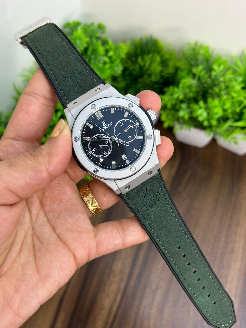 HUBLOT BIG BANG, GREEN STRAP WITH BLACK DIAL