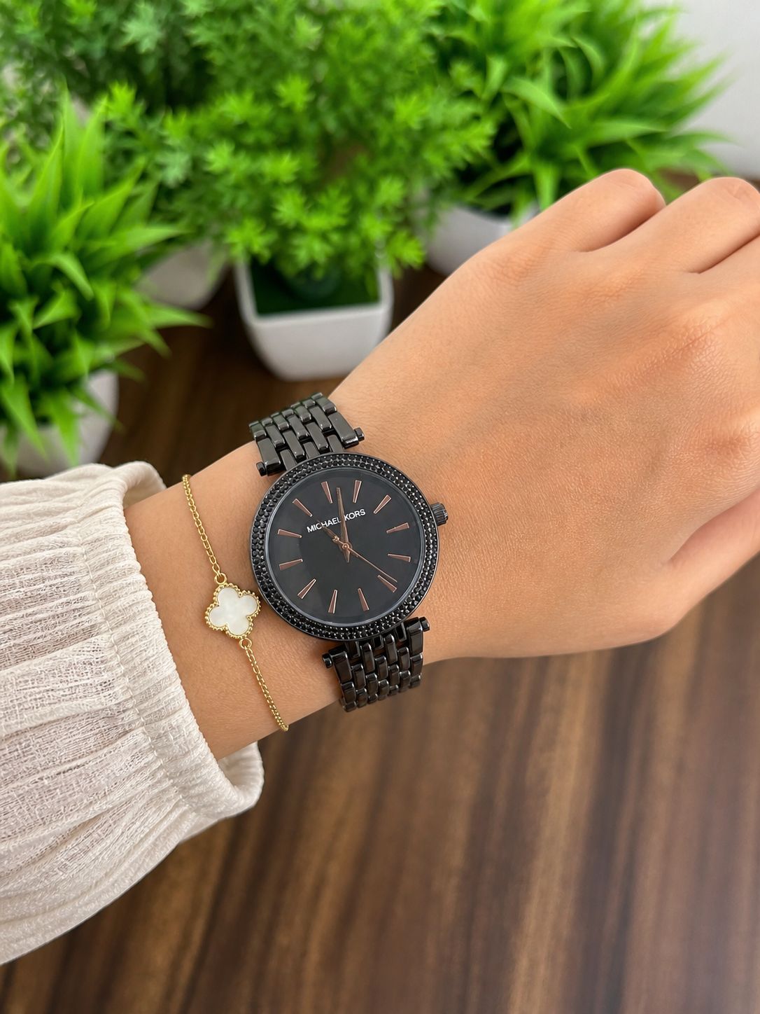 MK DARCI ALL BLACK FOR LADIES