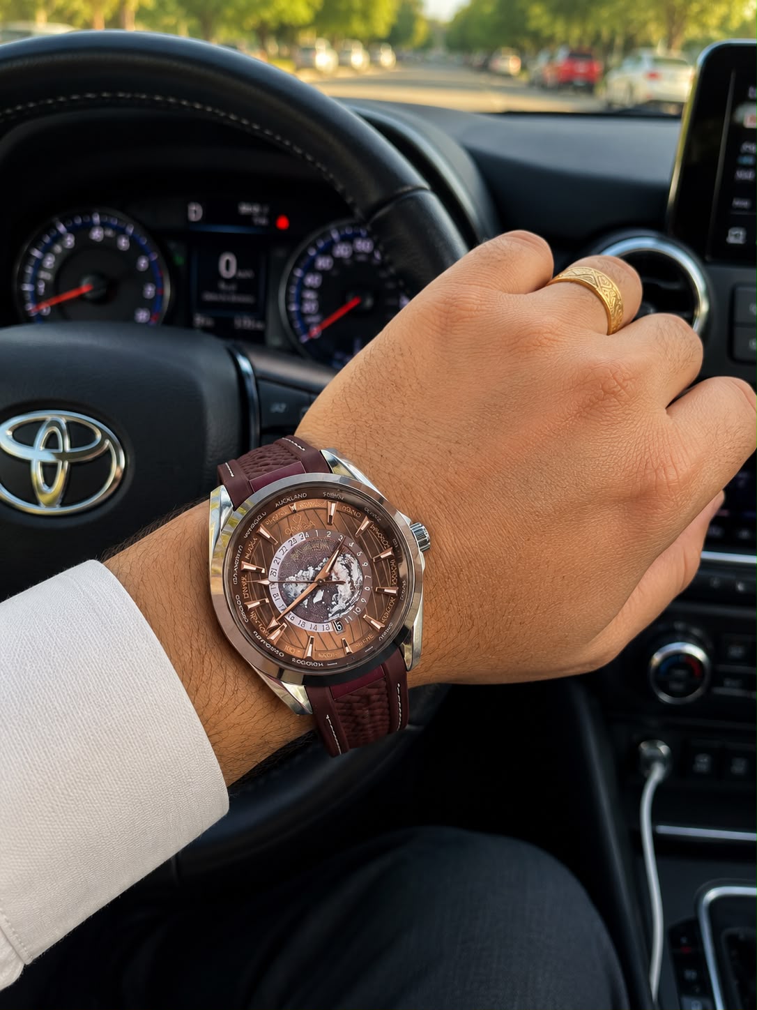 OMEGA SEAMASTER, BROWN STRAP