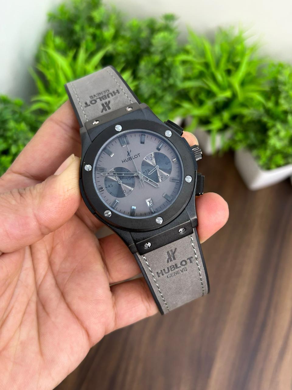 HUBL*T BIG BANG, BLACK WITH GREY STRAP