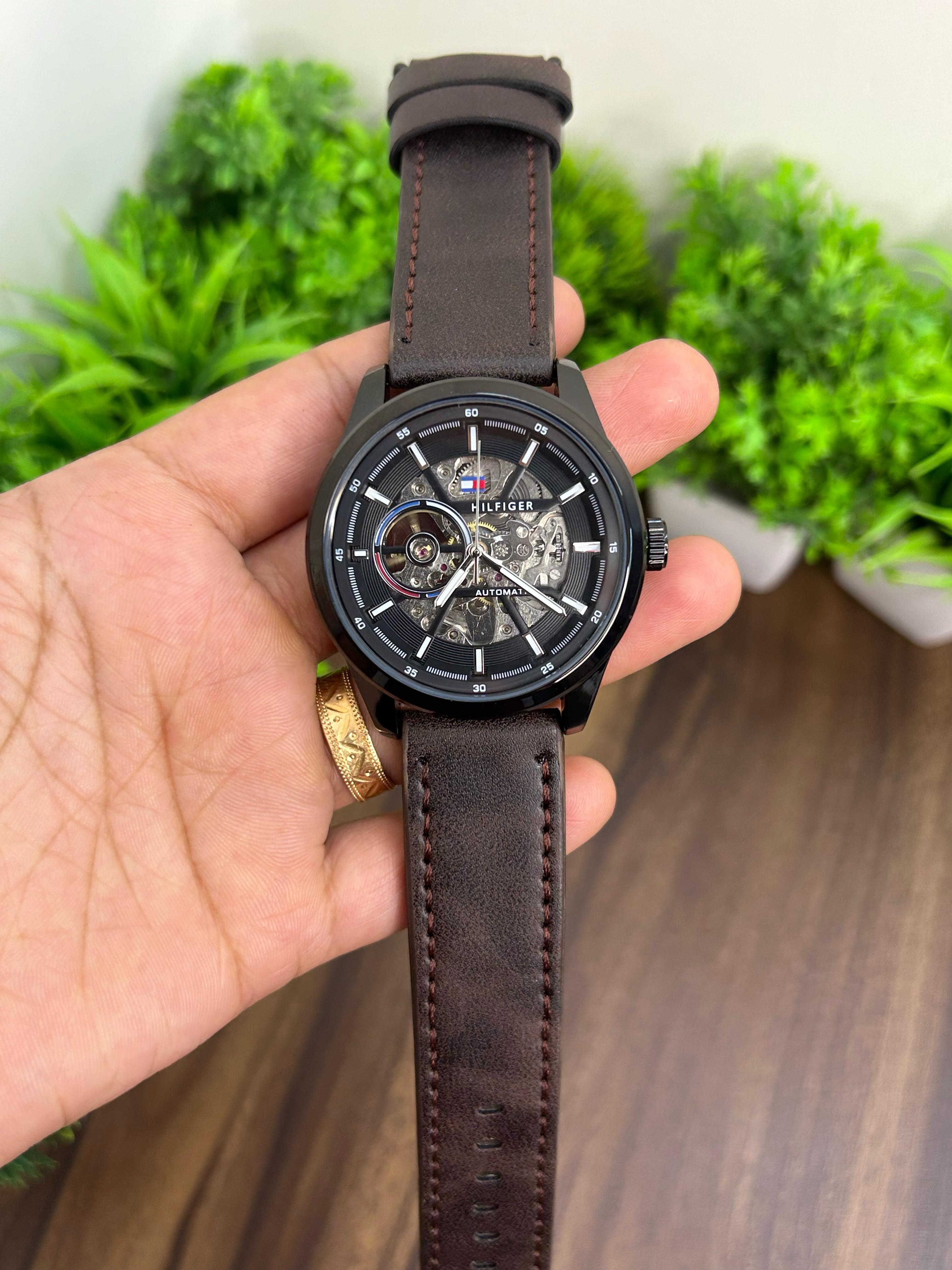 TOMMY AUTOMATIC, BLACK BODY WITH BROWN LEATHER STRAP 3902