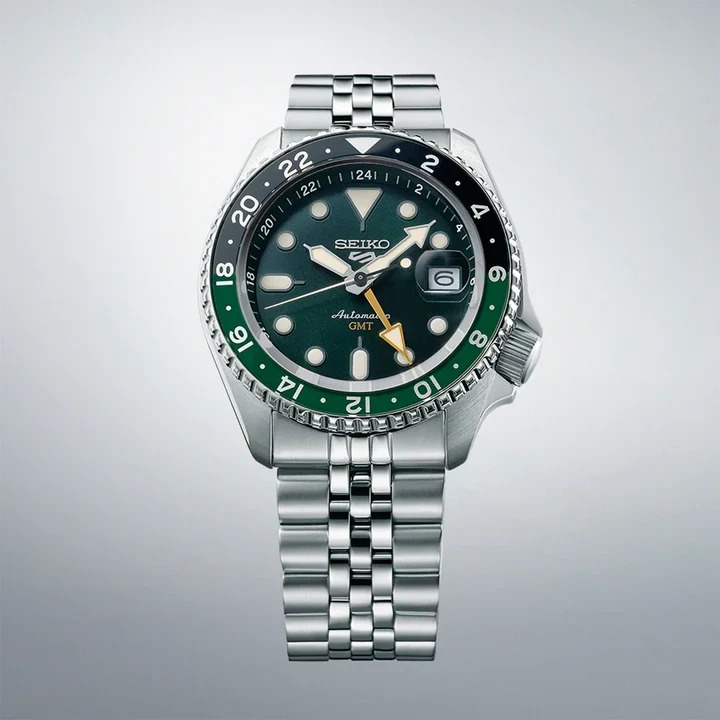 SEIKO GMT 5, GREEN DIAL WITH DUAL COLOUR BEZEL