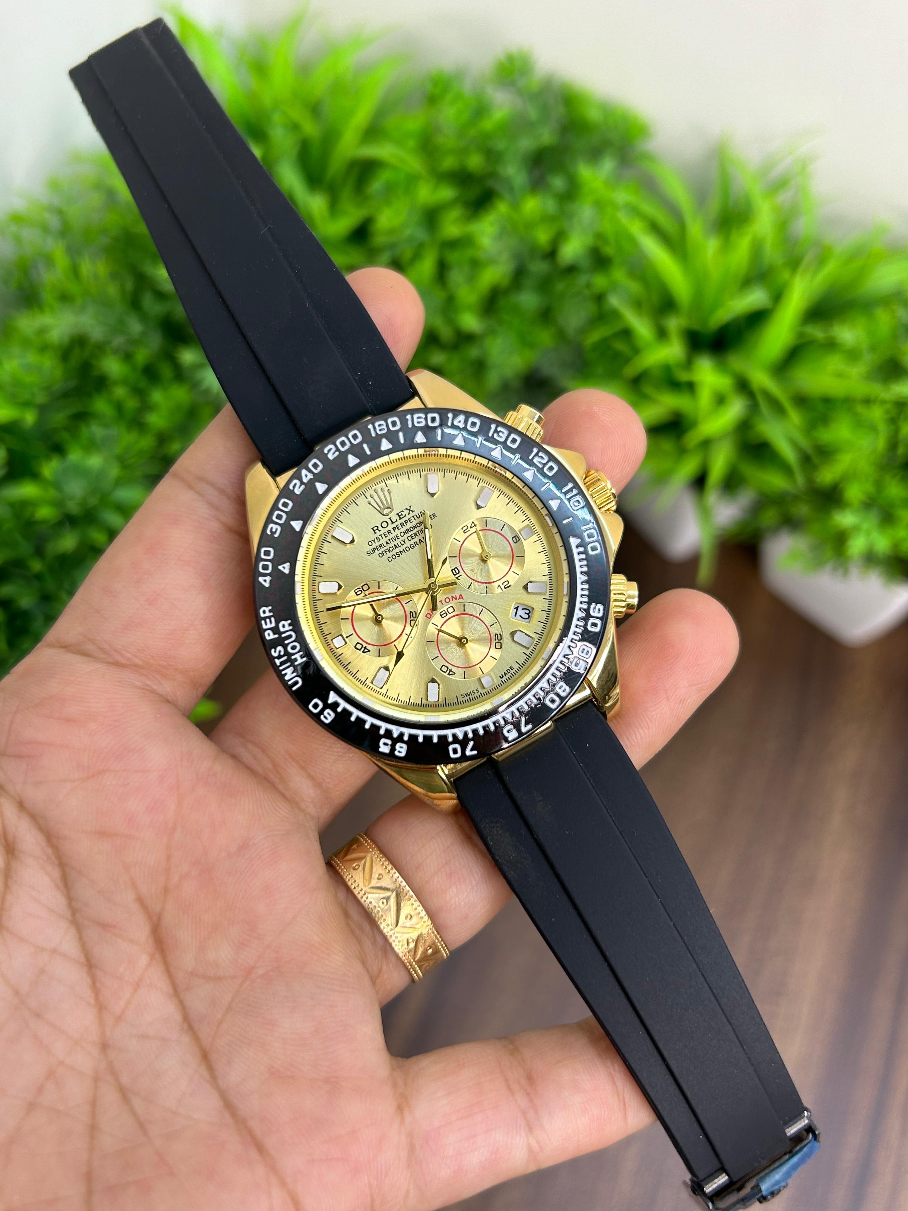 ROLEX DAYTONA GOLD BLACK