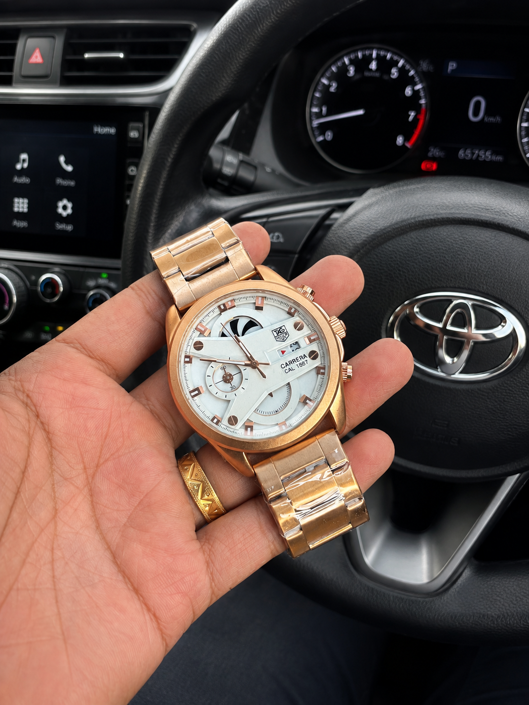 TAG HEUER CR7, WHITE DIAL WITH ROSE GOLD CHAIN