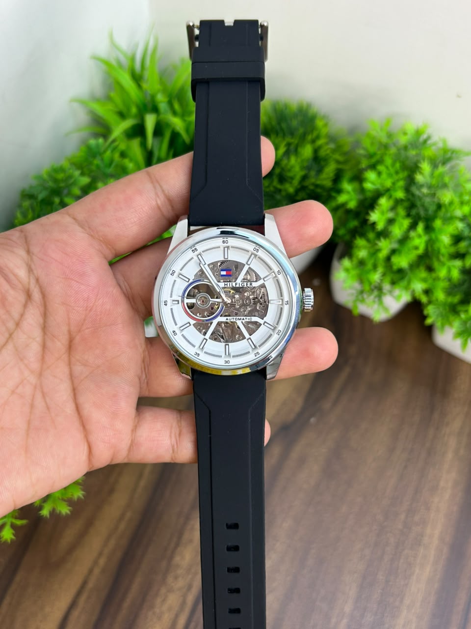 TOMMY AUTOMATIC, WHITE WITH BLACK STRAP