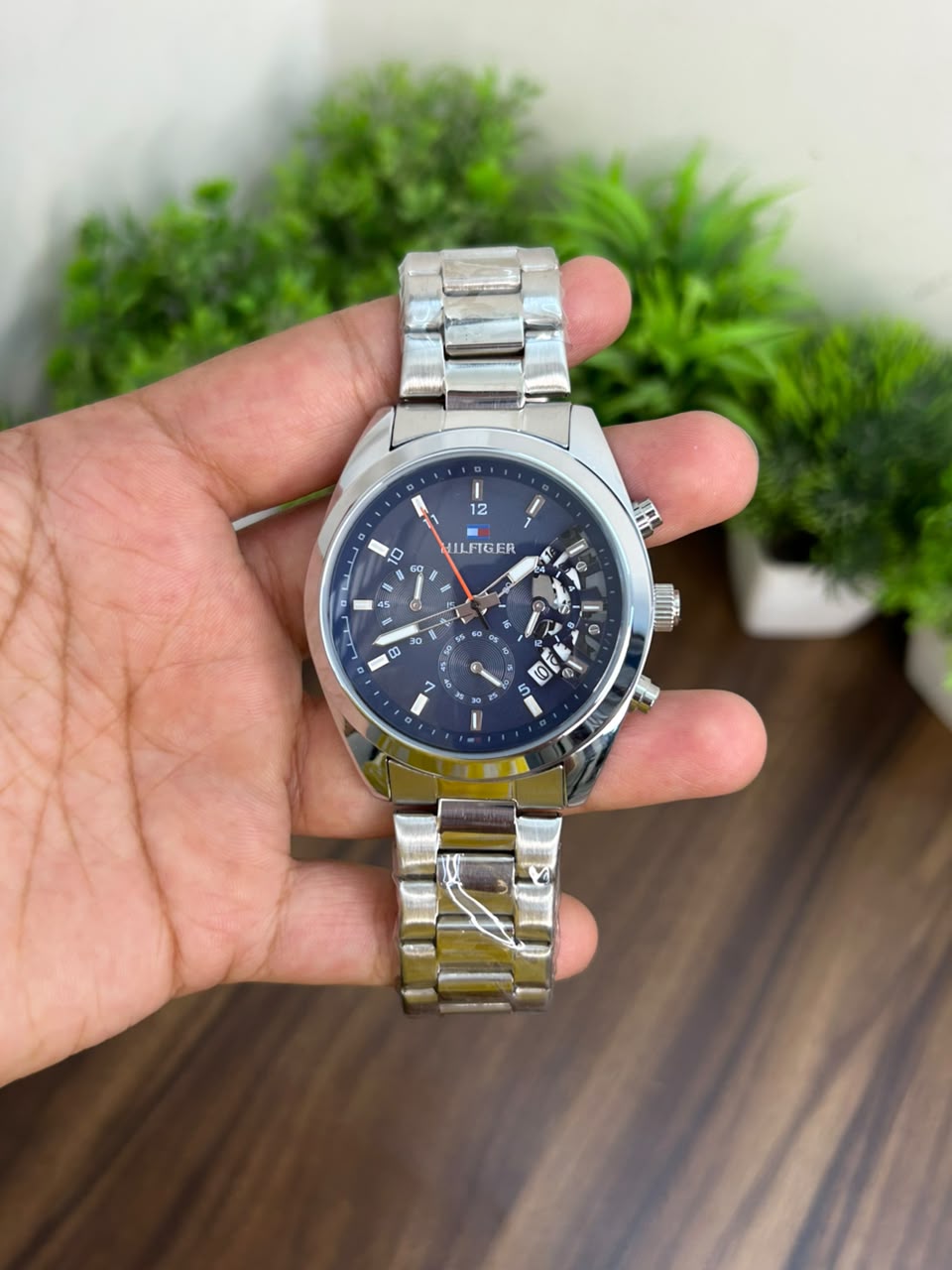 TOMMY CHRONOGRAPH, BLUE WITH SILVER CHAIN